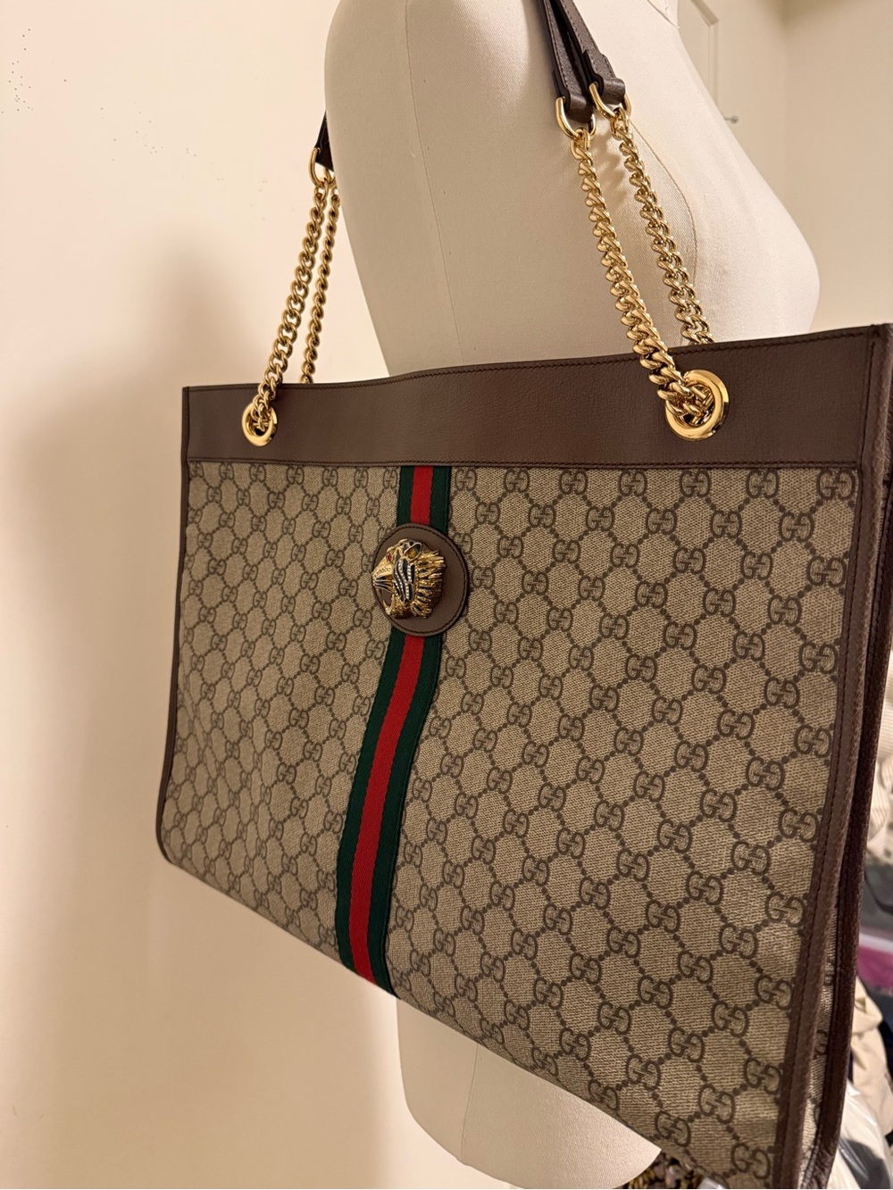 Gucci Beige GG Rajah Supreme Tote